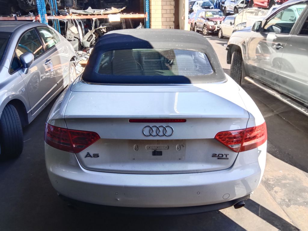 Audi A5 2010 White Wrecking