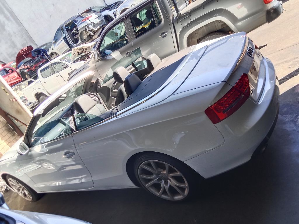 Audi A5 2010 White Wrecking