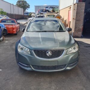 Holden Commodore evoke 2014 Green Wrecking