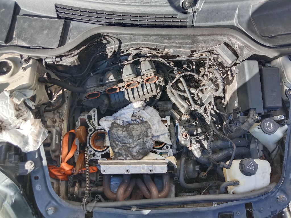 Mini Cooper 2007 cream Wrecking