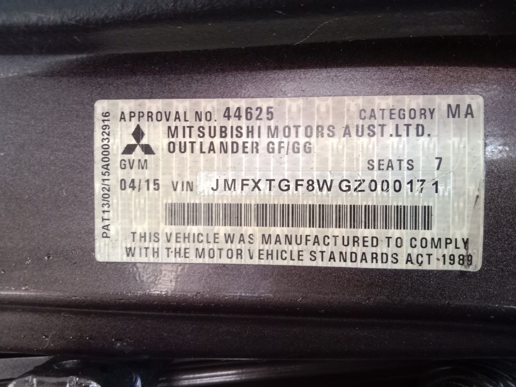 Mitsubishi outlander 2016 Grey Wrecking