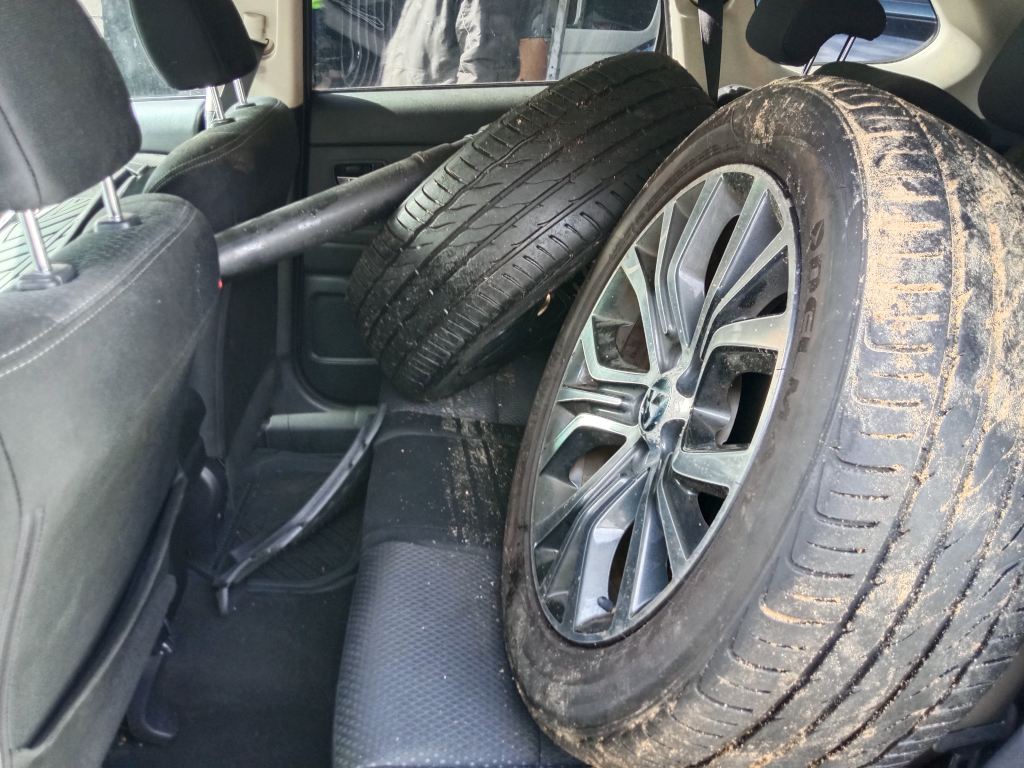 Mitsubishi outlander 2016 Grey Wrecking