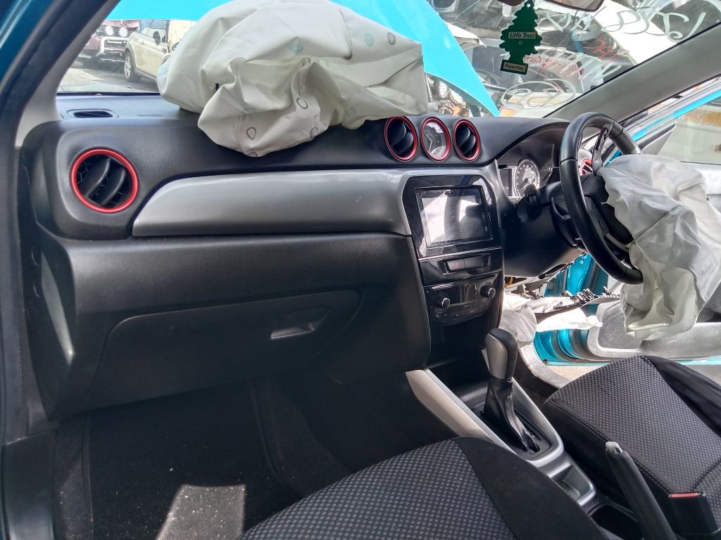 Suzuki Vitara 2016 Blue Wrecking