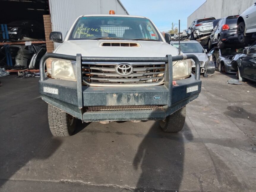 Toyota Hilux 2013 White Wrecking