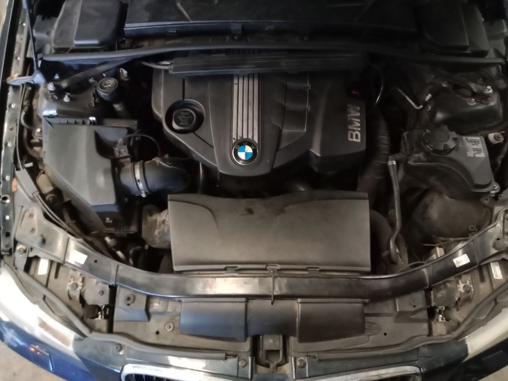 BMW 3 series 2009 Blue Wrecking