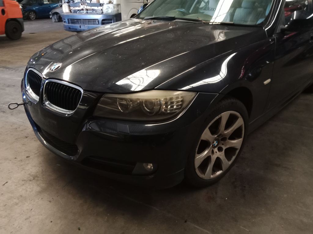 BMW 3 series 2009 Blue Wrecking