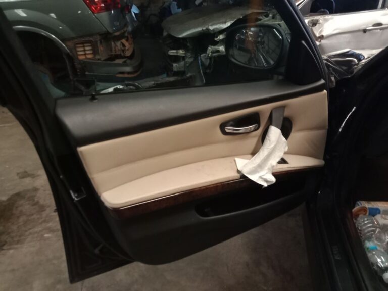 BMW 3 series 2009 Blue Wrecking