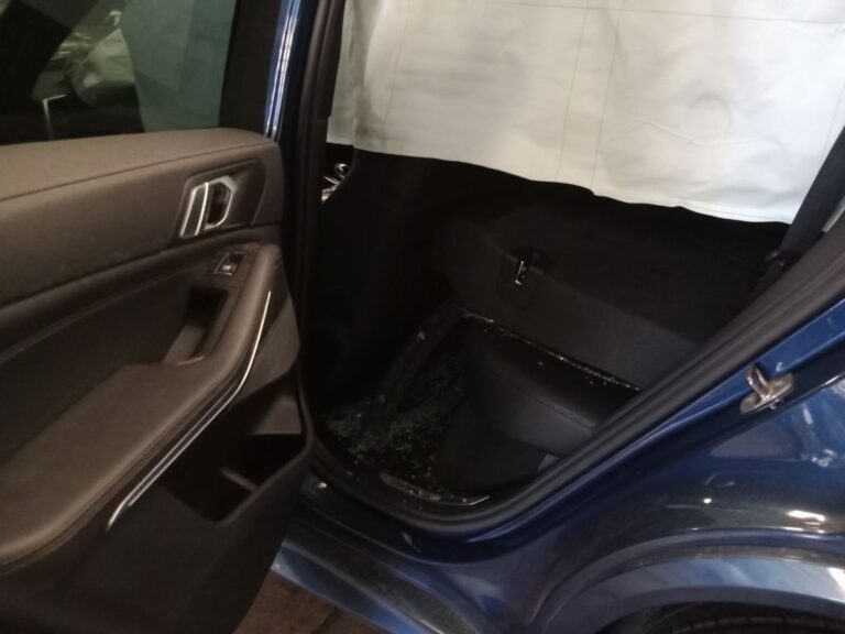 BMW X5 2022 Blue Wrecking