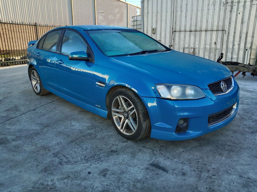 Holden Commodore SV6 2011 Blue Wrecking