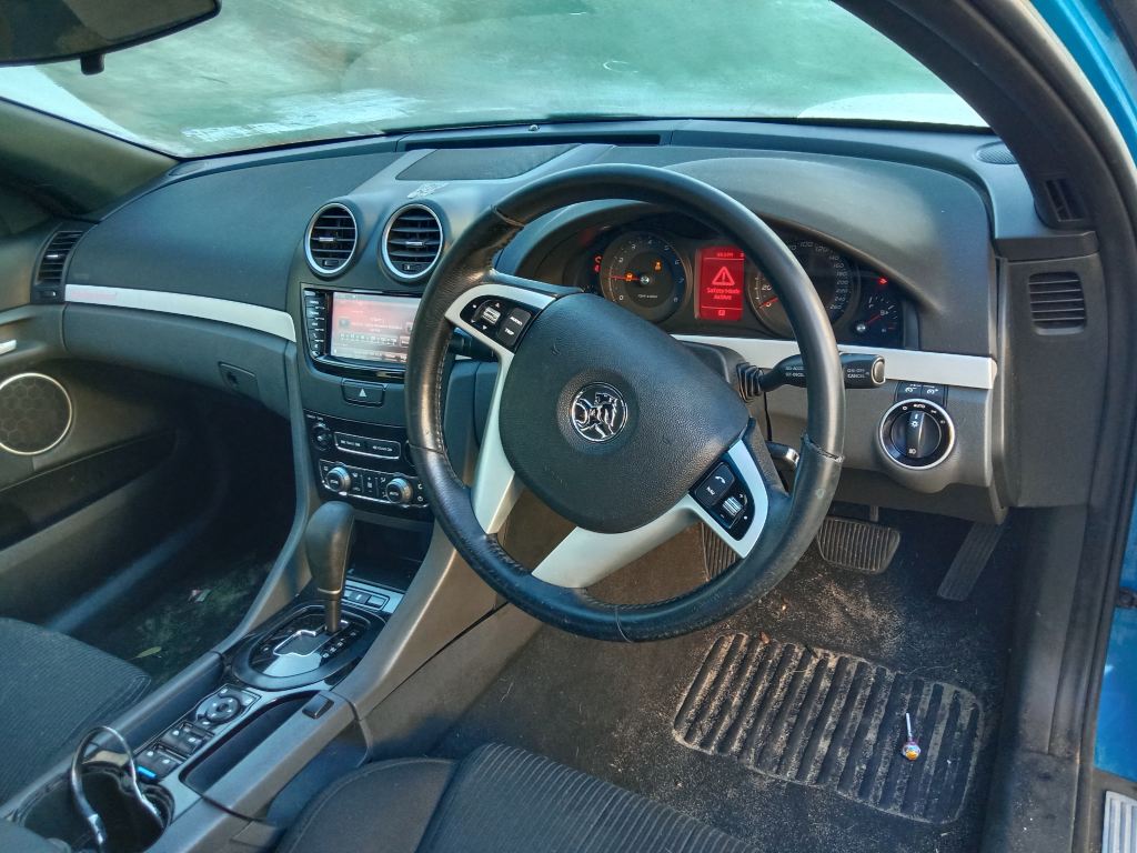 Holden Commodore SV6 2011 Blue Wrecking