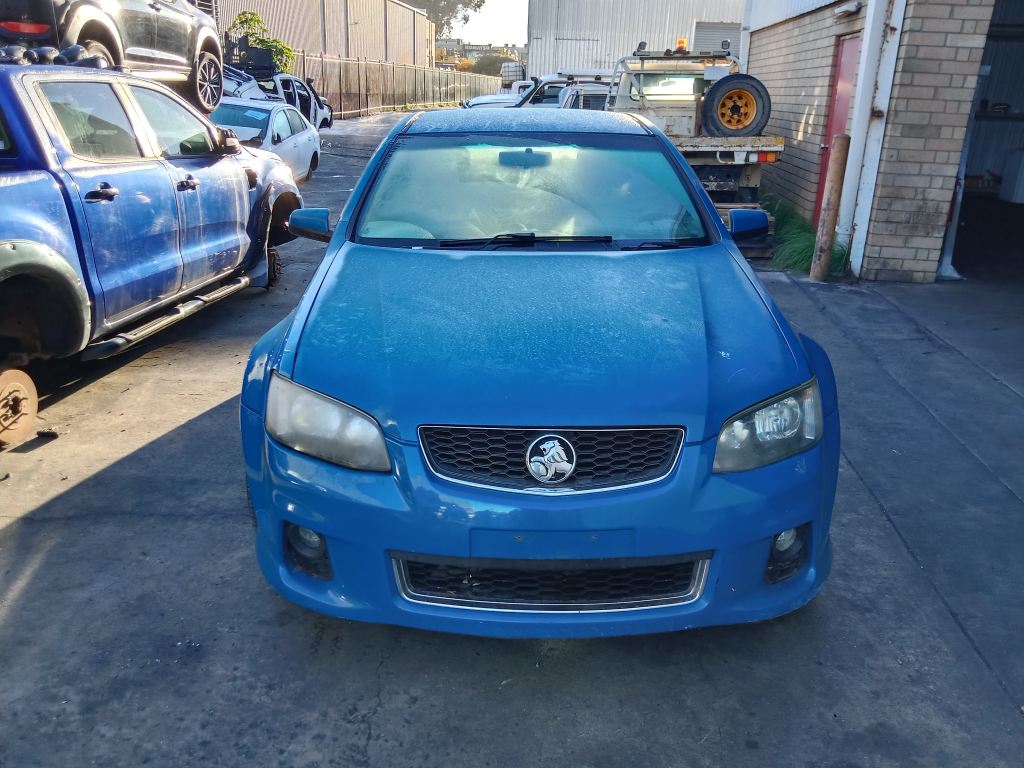 Holden Commodore SV6 2011 Blue Wrecking
