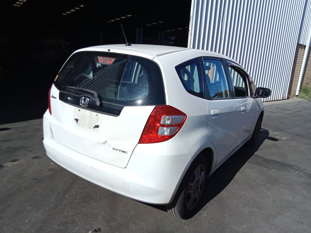 Honda jazz 2011 White Wrecking