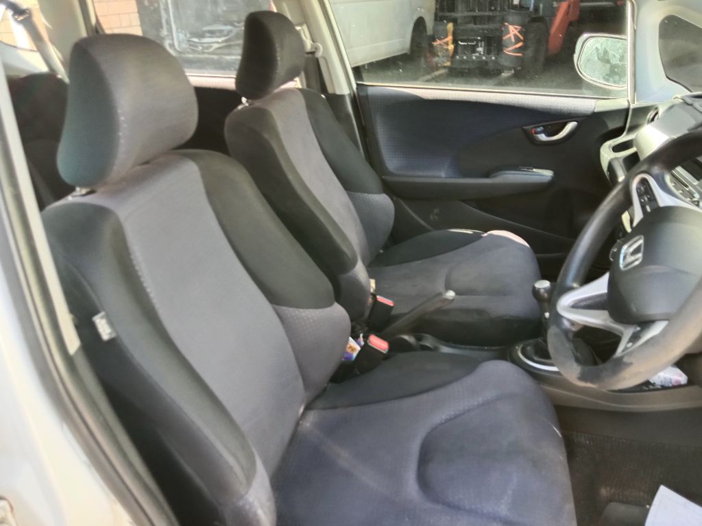 Honda jazz 2011 White Wrecking
