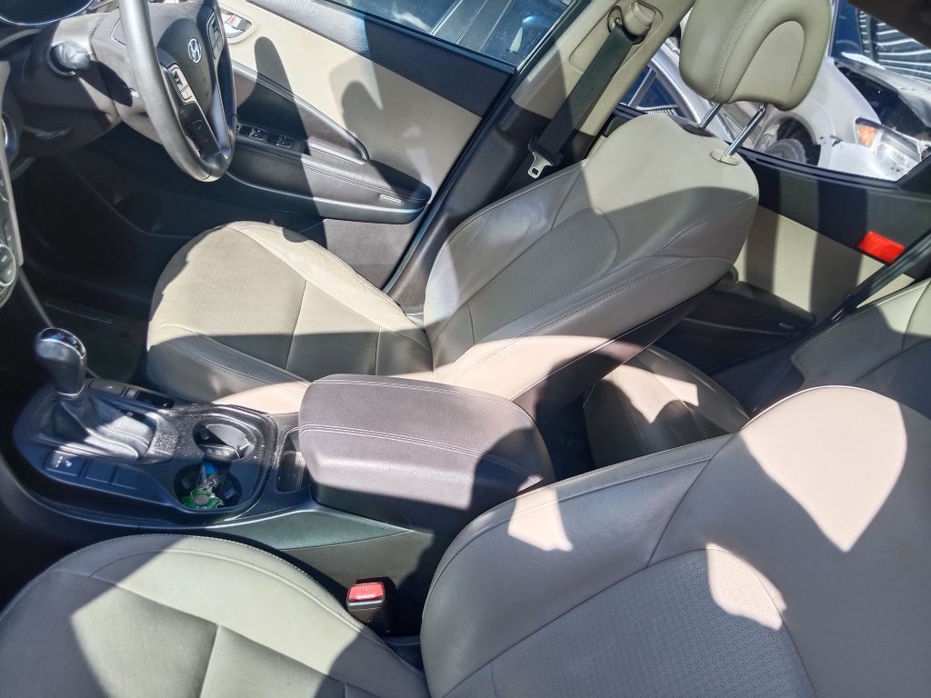 Hyundai Santa Fe 2013 Grey Wrecking
