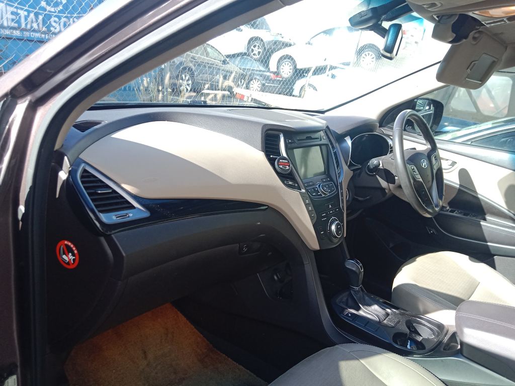 Hyundai Santa Fe 2013 Grey Wrecking