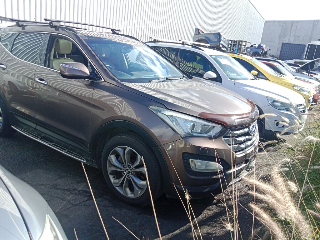 Hyundai Santa Fe 2013 Grey Wrecking