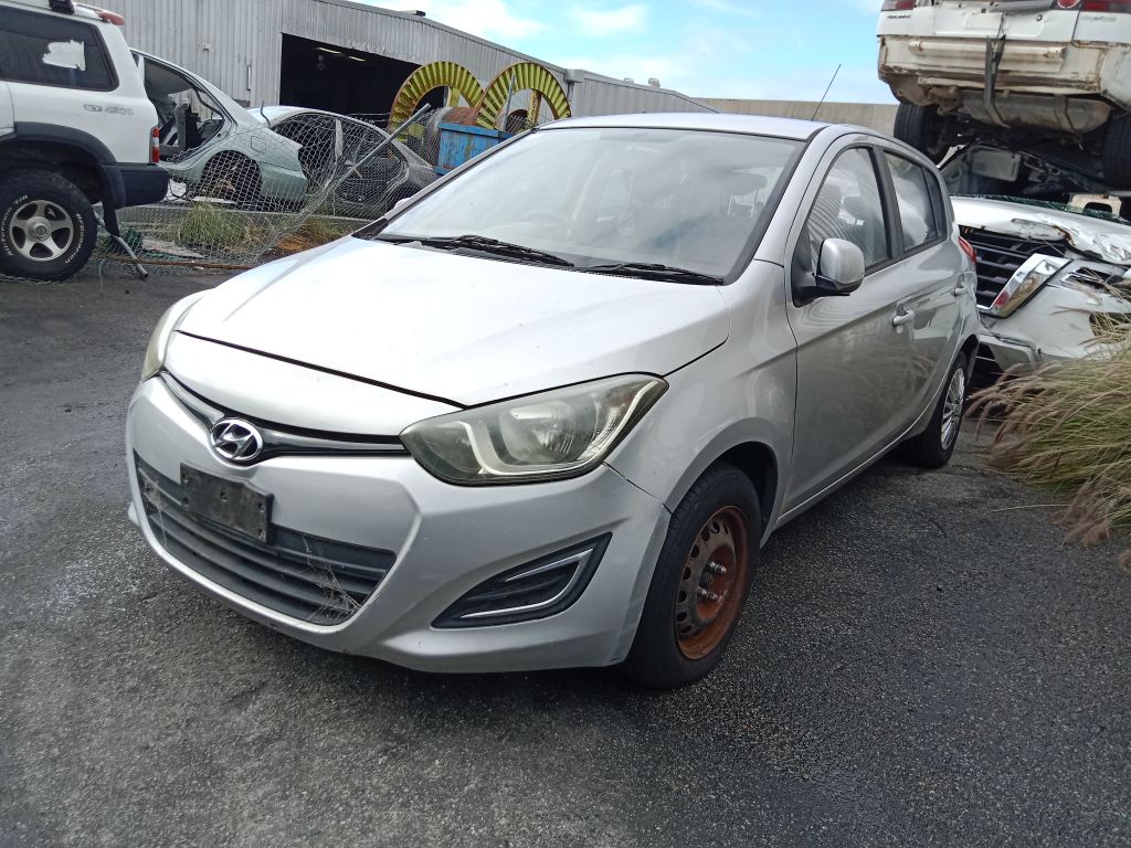 Hyundai i20 2012 Silver Wrecking