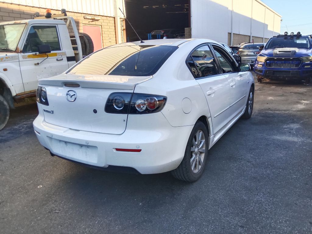 Mazda 3 2006 White Wrecking