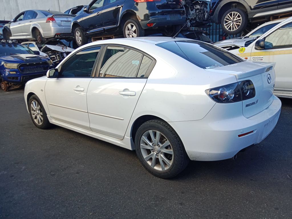 Mazda 3 2006 White Wrecking