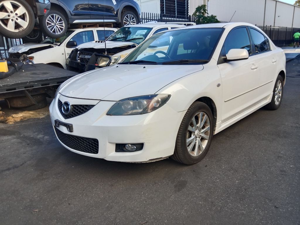 Mazda 3 2006 White Wrecking