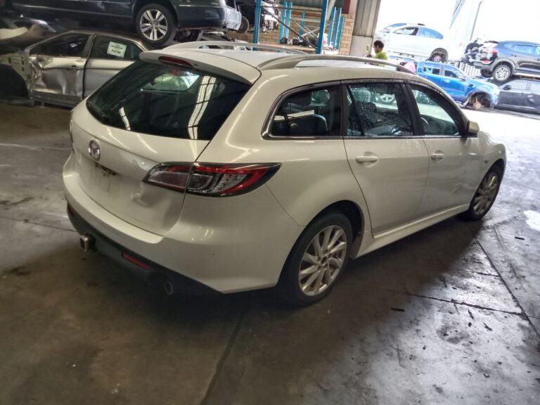 Mazda 6 2011 White Wrecking