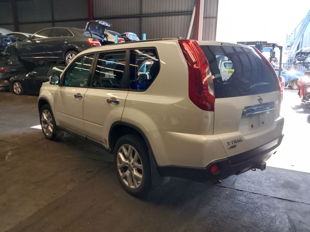 Nissan X-Trail 2011 White Wrecking