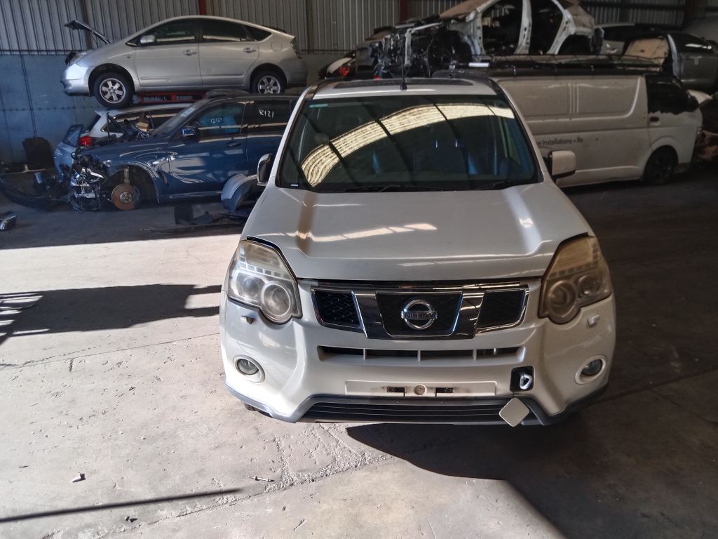 Nissan X-Trail 2011 White Wrecking