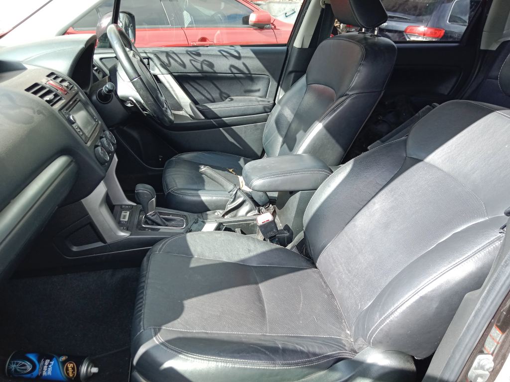Subaru Forester 2013 Maroon Wrecking