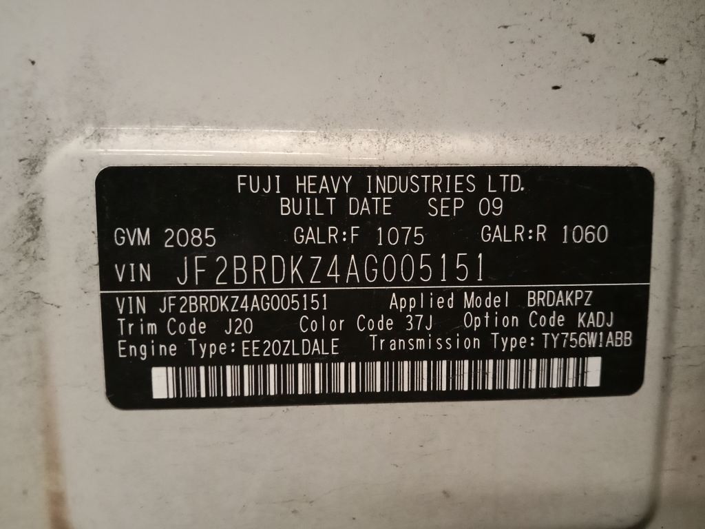 Subaru outback 2009 White Wrecking