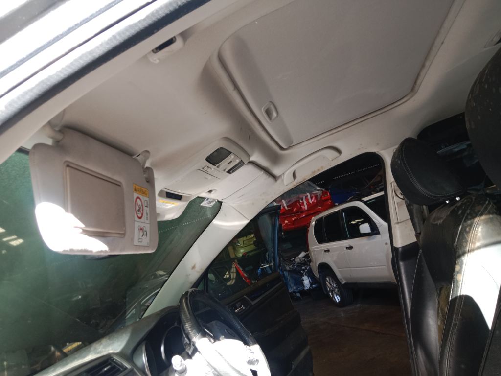 Subaru outback 2016 Grey Wrecking