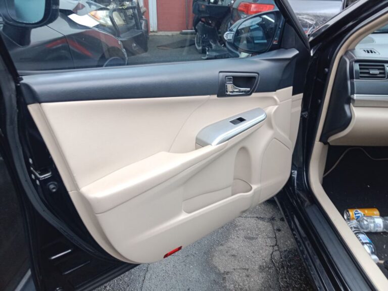 Toyota Camry Hybrid 2014 Black Wrecking