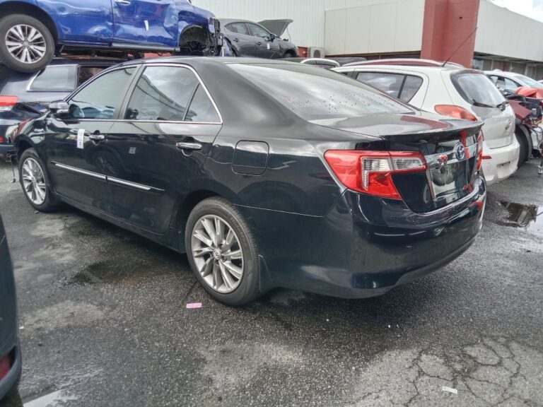 Toyota Camry Hybrid 2014 Black Wrecking
