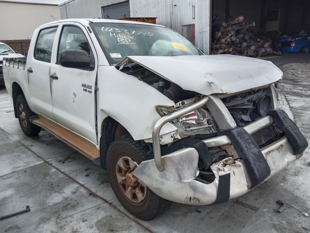 Toyota Hilux 2007 White Wrecking