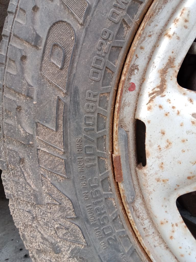 Toyota Hilux 2012 White Wrecking