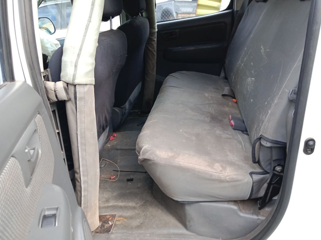 Toyota Hilux 2012 White Wrecking