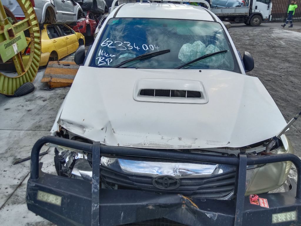 Toyota Hilux 2012 White Wrecking