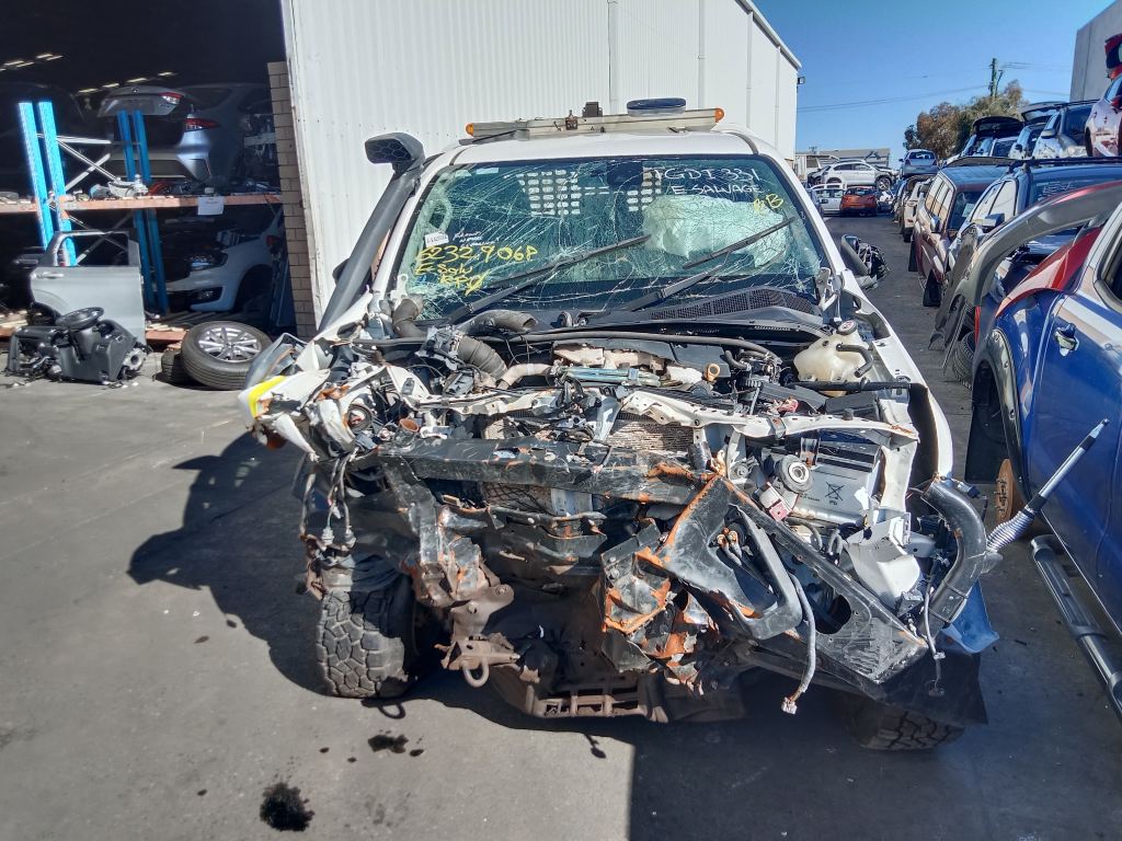 Toyota Hilux 2024 White Wrecking