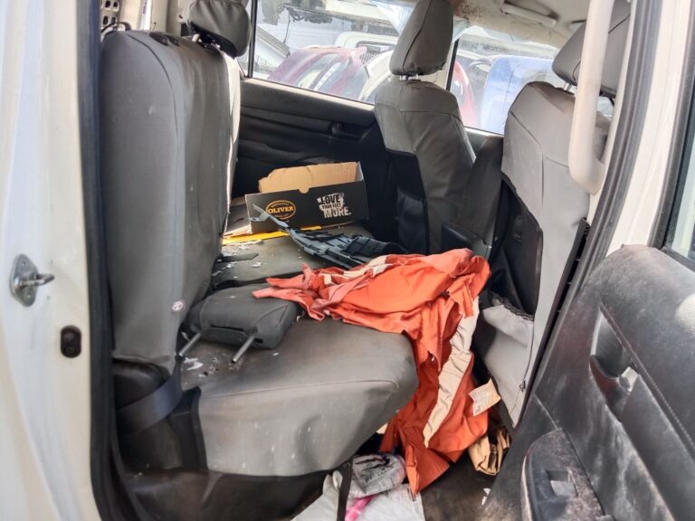 Toyota Hilux 2024 White Wrecking