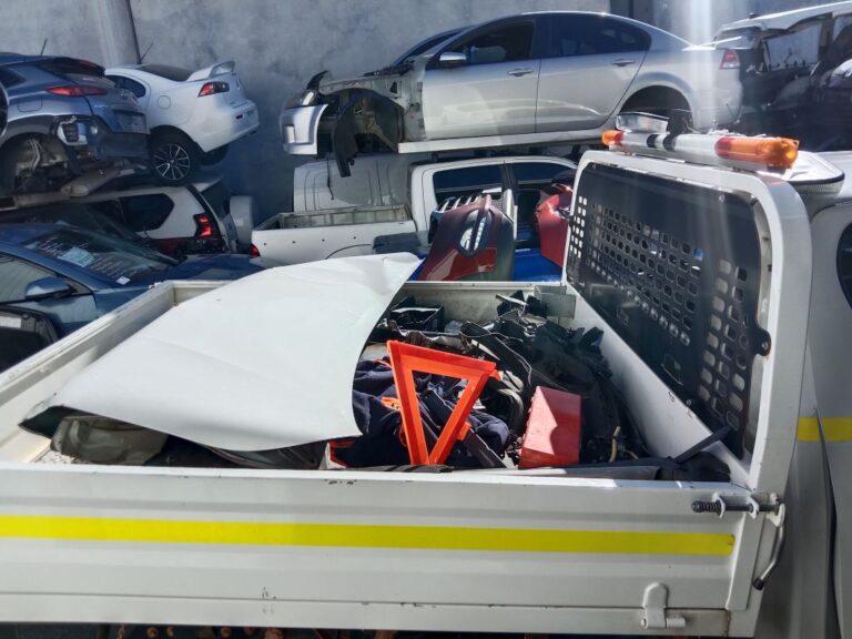 Toyota Hilux 2024 White Wrecking
