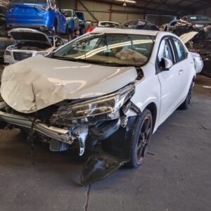 Toyota corolla 2017 White Wrecking
