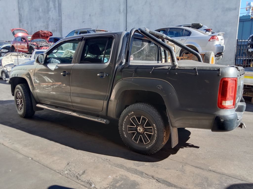 Volkswagen Amarok 2011 Grey Wrecking