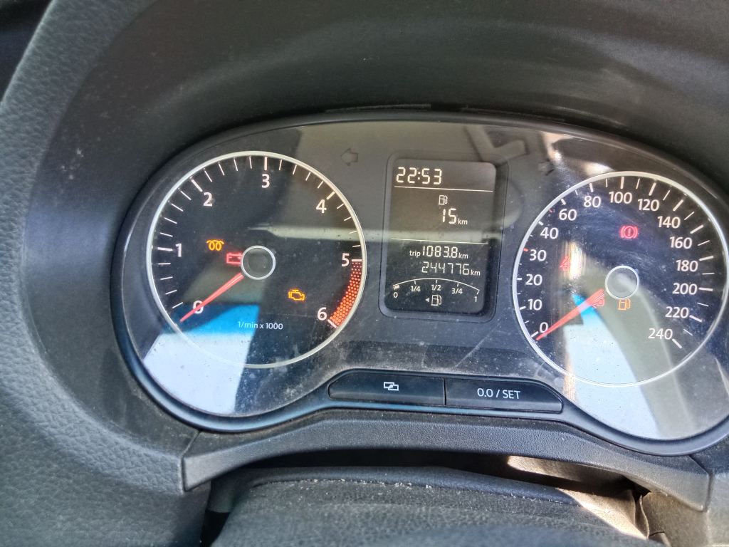 Volkswagen Amarok 2011 Grey Wrecking