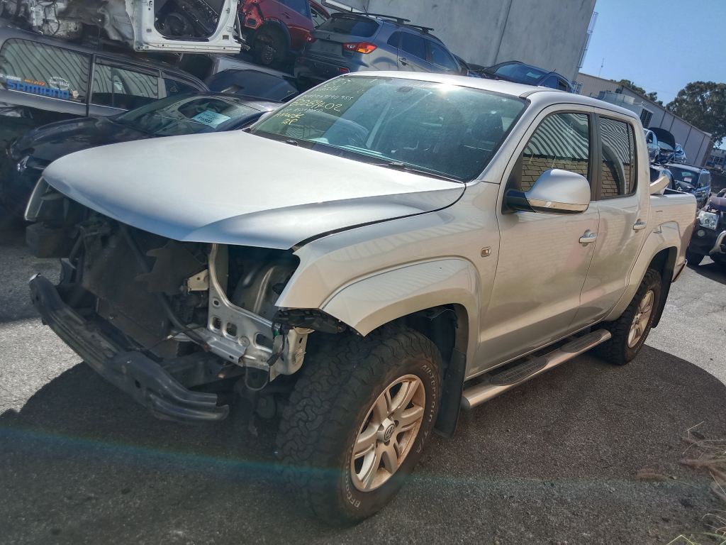 Volkswagen Amarok 2014 Silver Wrecking