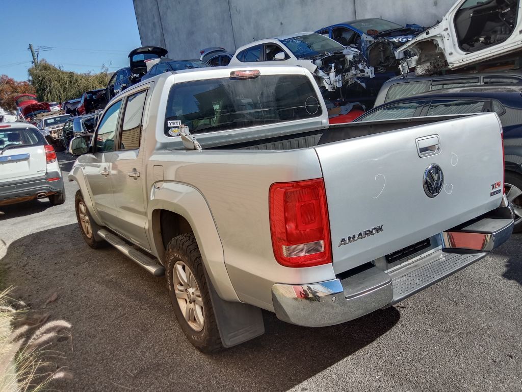 Volkswagen Amarok 2014 Silver Wrecking