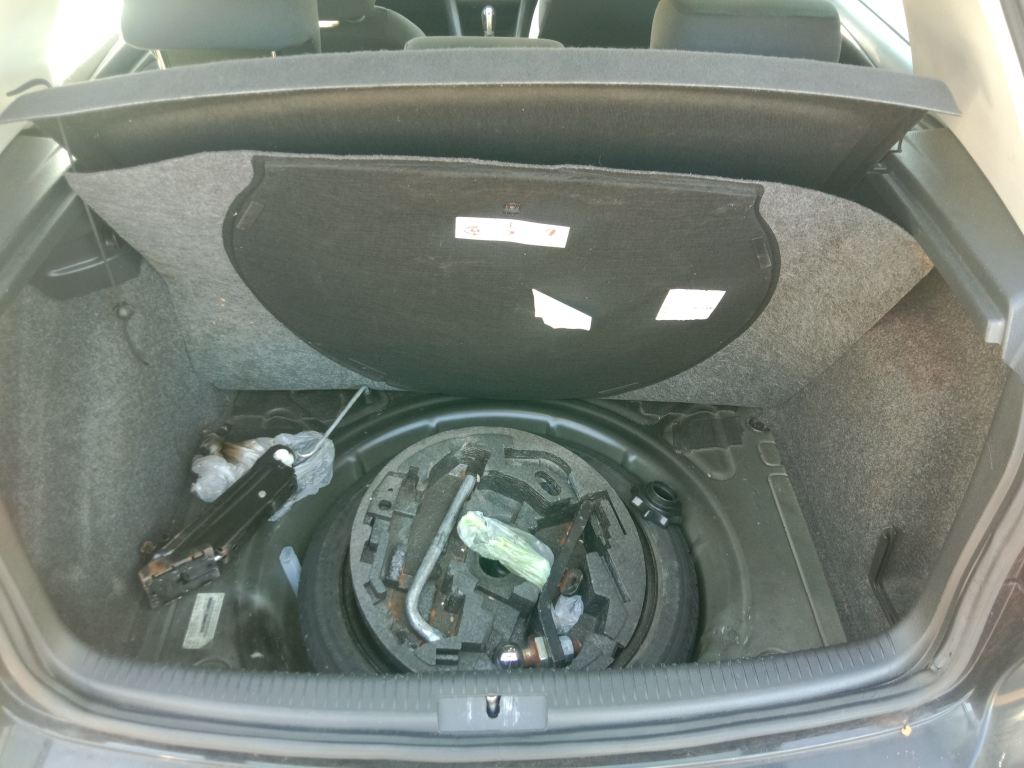 Volkswagen Golf 2011 Black Wrecking