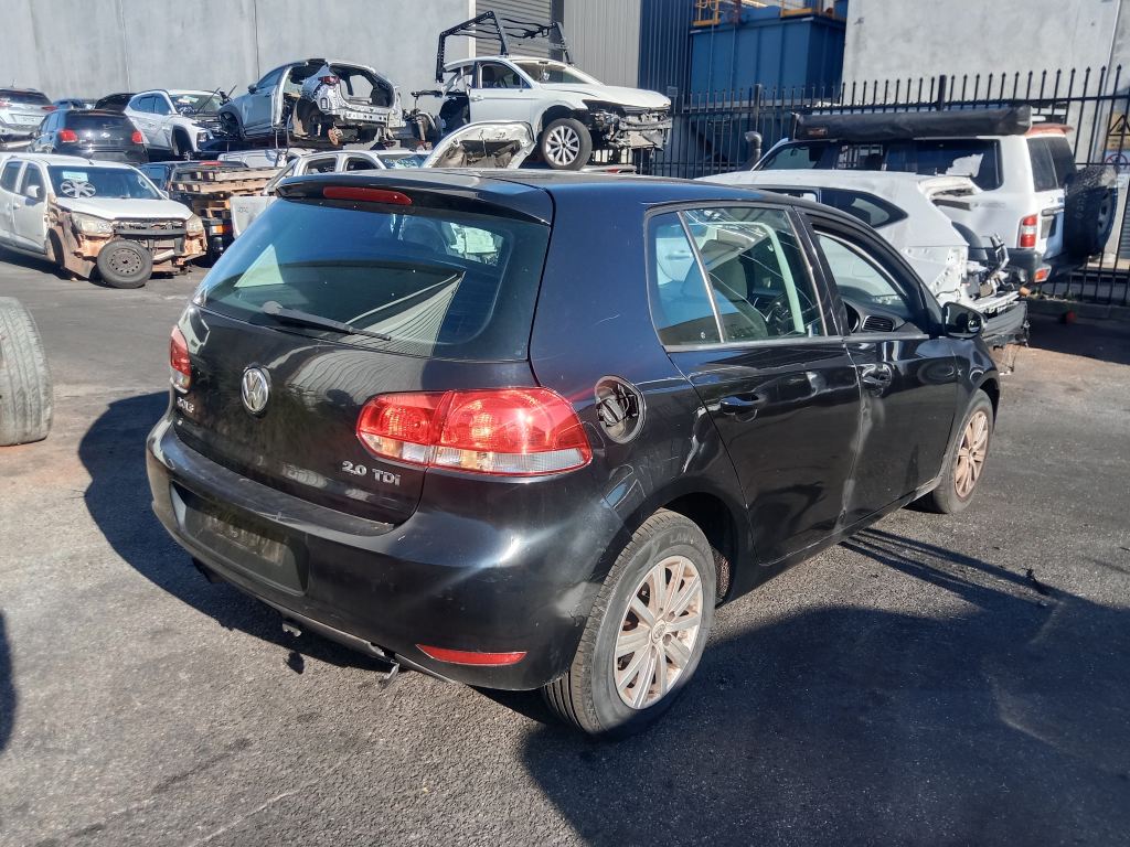 Volkswagen Golf 2011 Black Wrecking