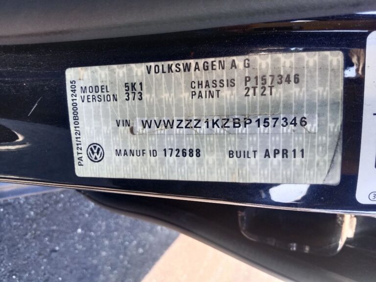 Volkswagen Golf 2011 Black Wrecking