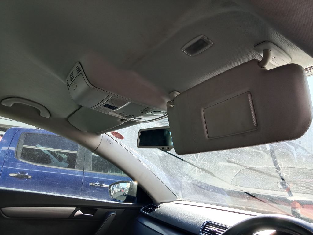Volkswagen Passat Wagon TSI 2012 Grey Wrecking