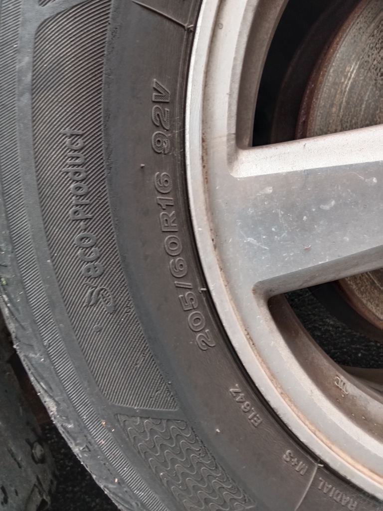 Honda Accord 2005 Grey Wrecking