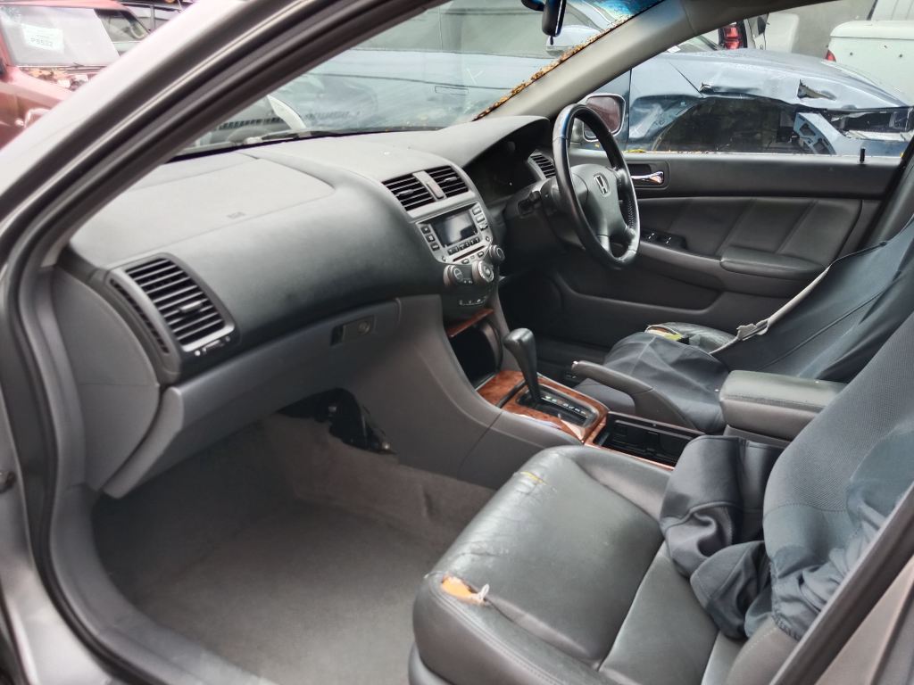 Honda Accord 2005 Grey Wrecking